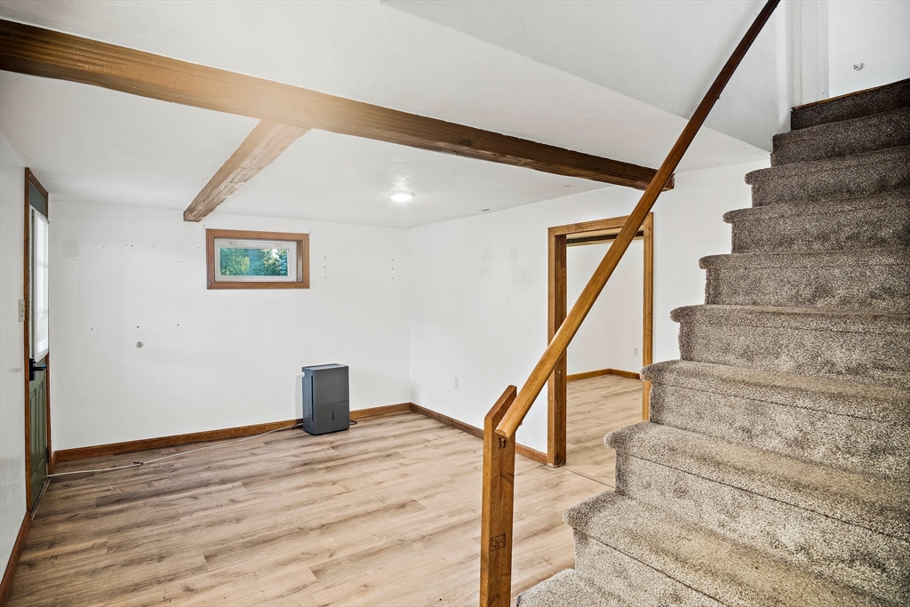 64 Pinedale Ave. Property Photo 33