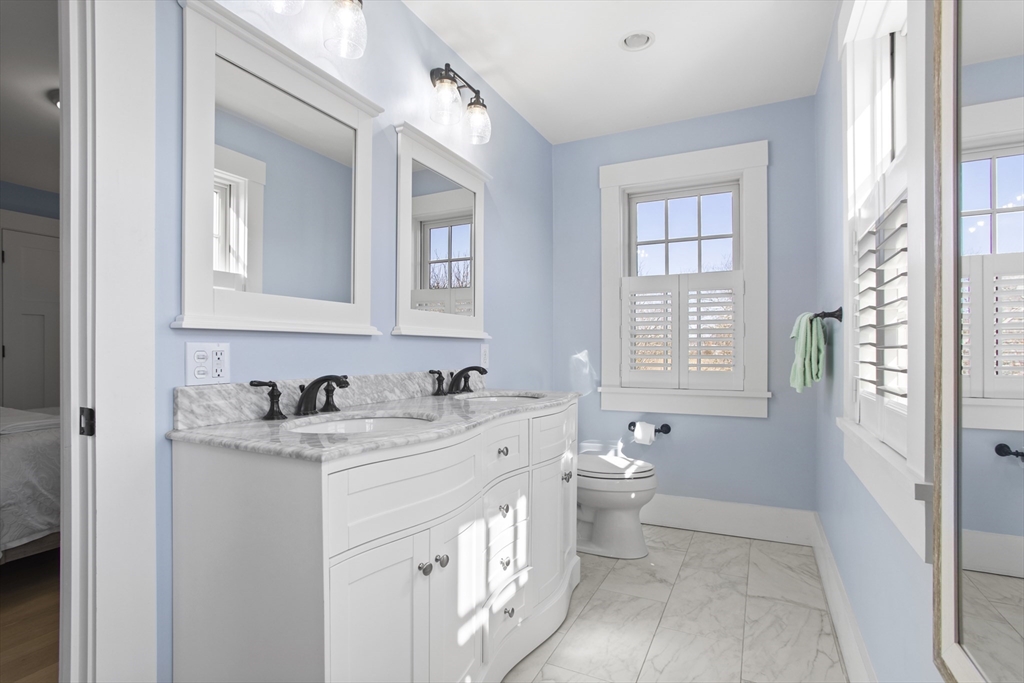 47a West Chester Street Property Photo 11