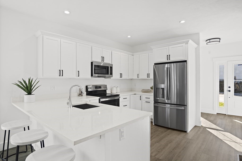 25 Salisbury Hill Blvd. # 52 Property Photo 6