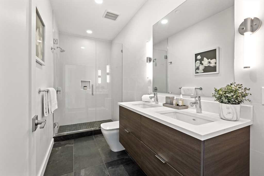 97 Elmwood Street # 310 Property Photo 10