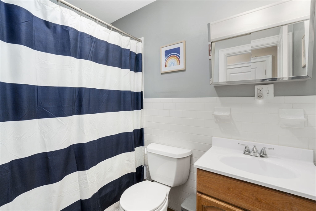 14 Wilbur St # 3 Property Photo 14