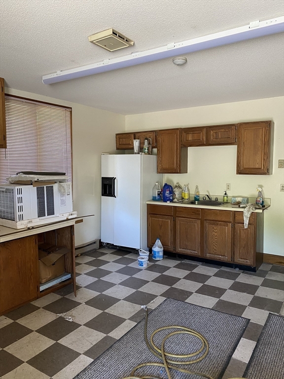 26 Crescent St Property Photo 9