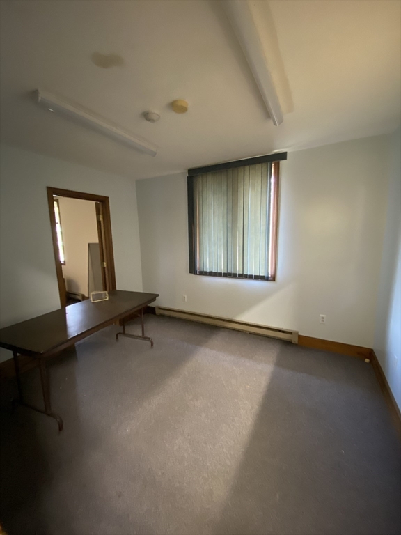 26 Crescent St Property Photo 11