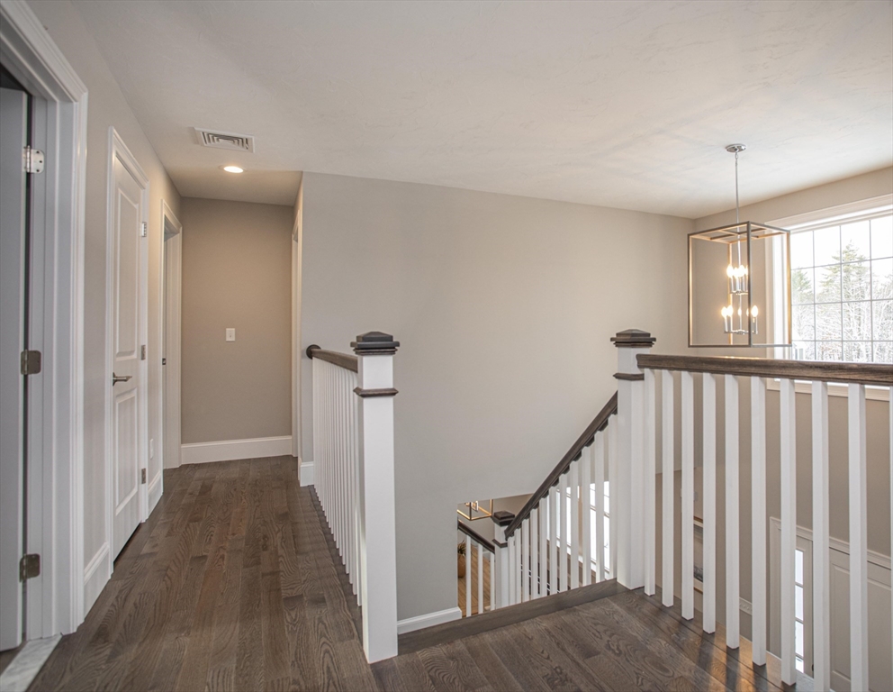 5 Chippewa Way Property Photo 16