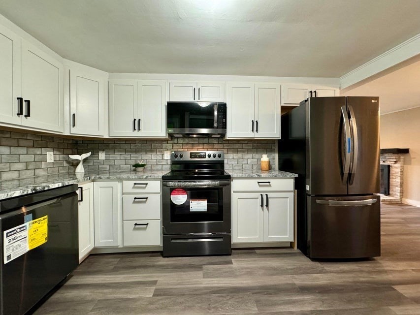 3 Archie Rd Property Photo 14