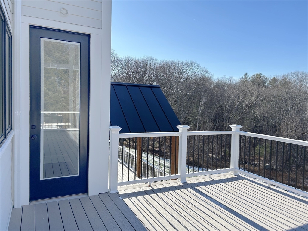 19 Conant Rd Property Photo 16