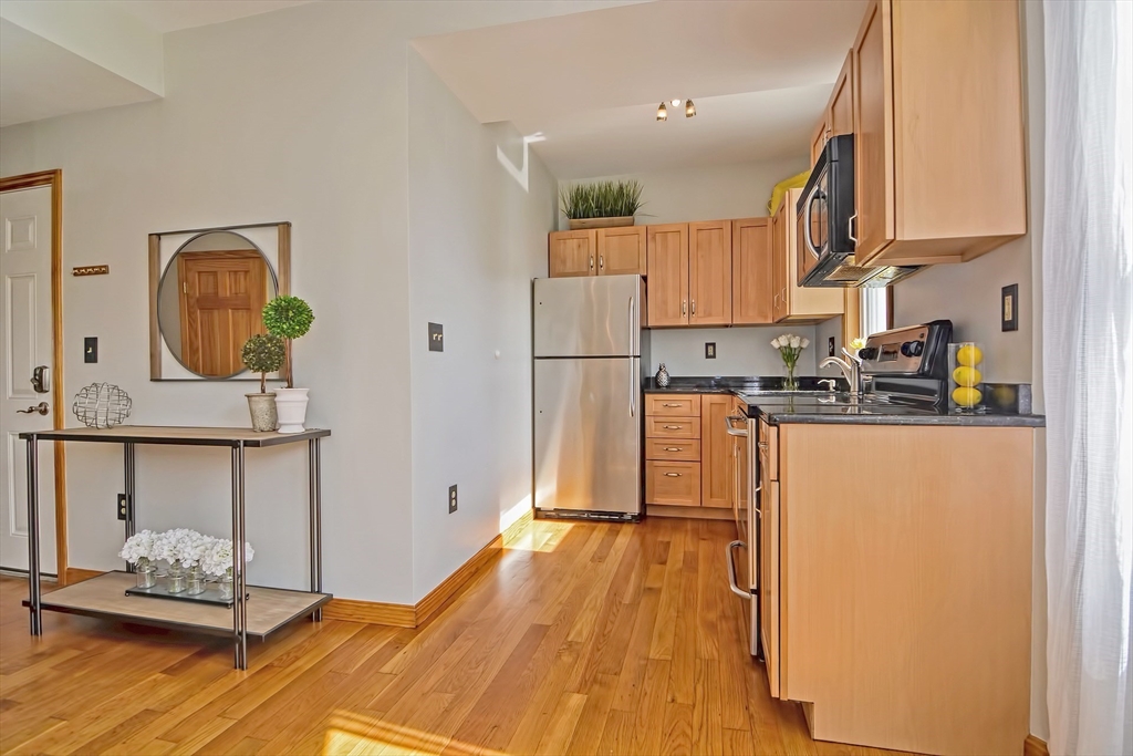 609-611 Dorchester Ave # R1 Property Photo 1