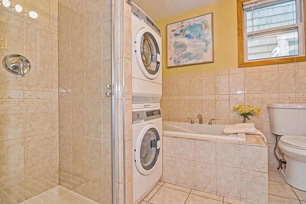 609-611 Dorchester Ave # R1 Property Photo 14