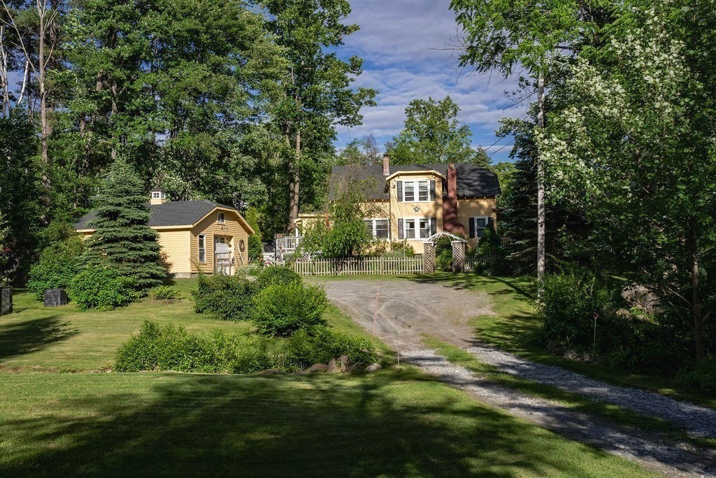 1345 Rindge Rd Property Photo 2