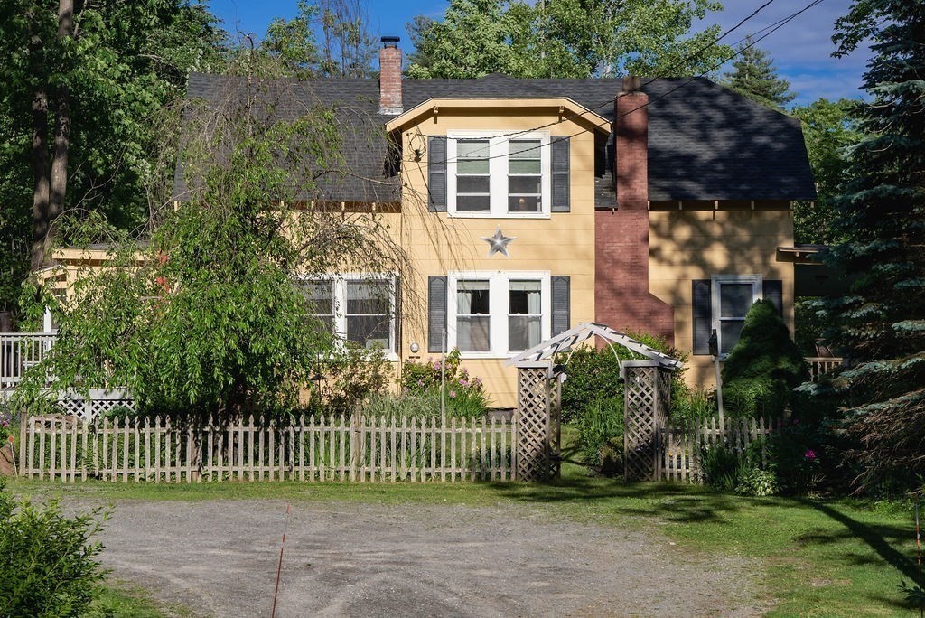 1345 Rindge Rd Property Photo 5