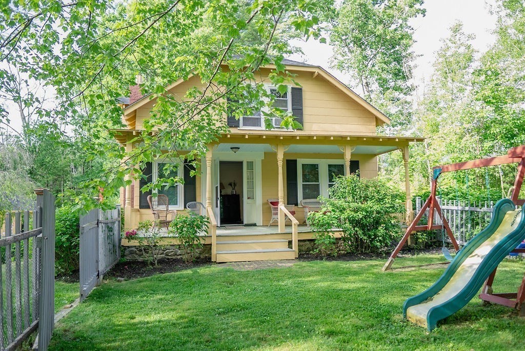 1345 Rindge Rd Property Photo 10