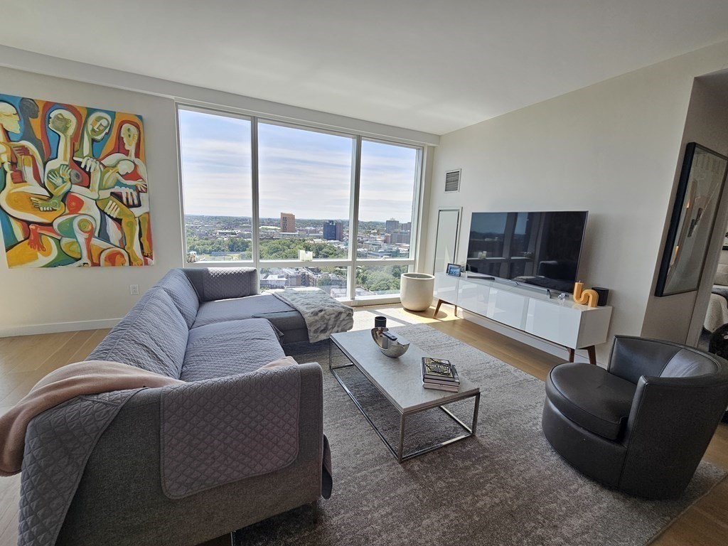 188 Brookline Avenue # 20j Property Photo 5
