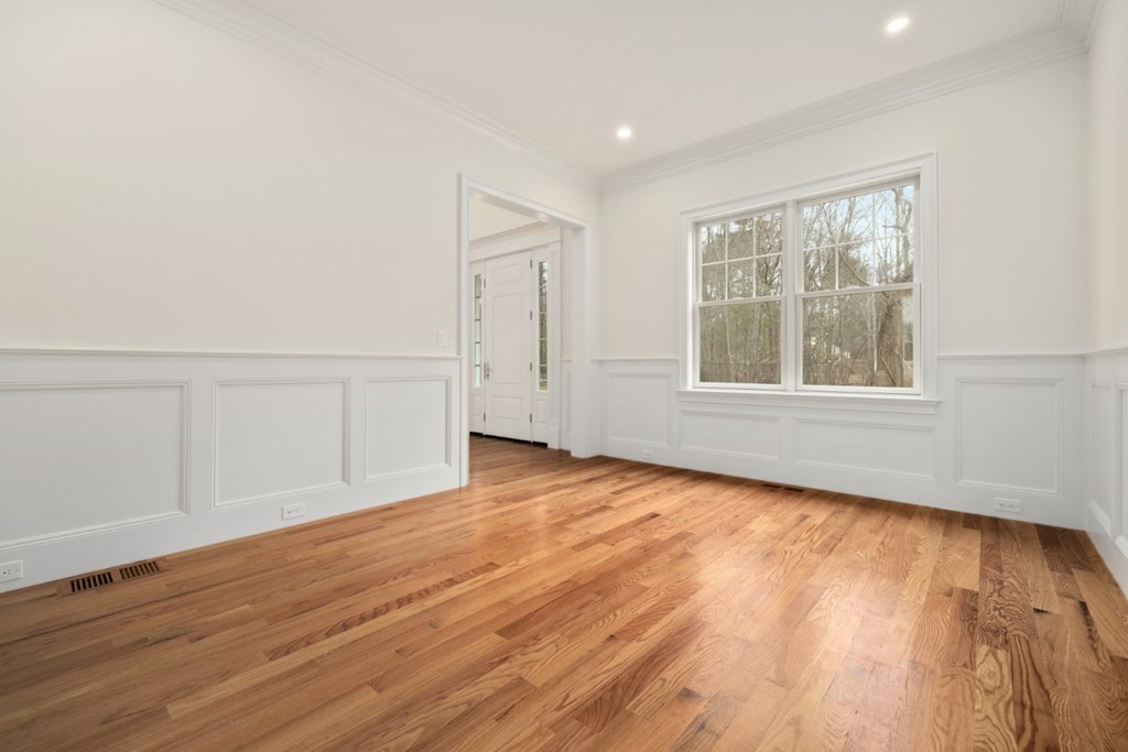333 Perkins Row Property Photo 11