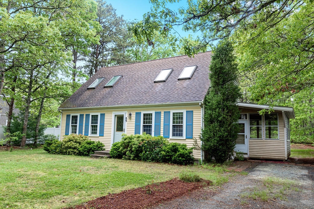 89 Degrass Rd Property Photo 1