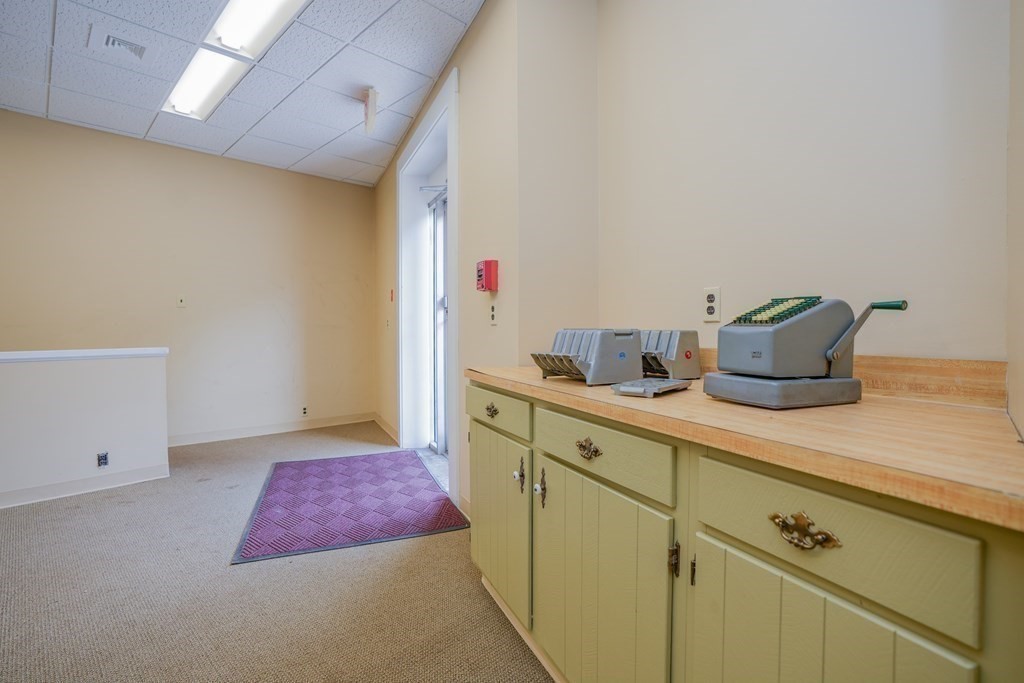 968 Main St Property Photo 23