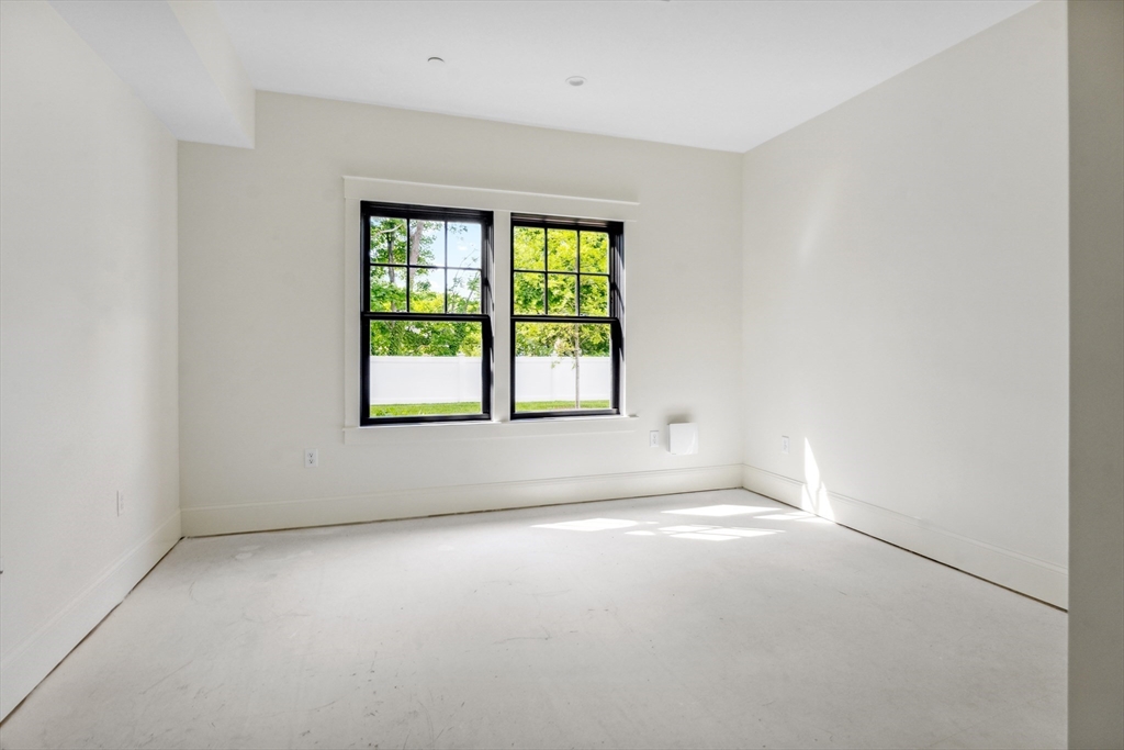 134 Court St # 18 Property Photo 16