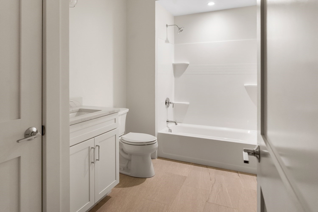 134 Court St # 18 Property Photo 18