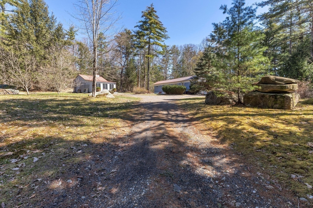 909 Wendell Rd Property Photo 5