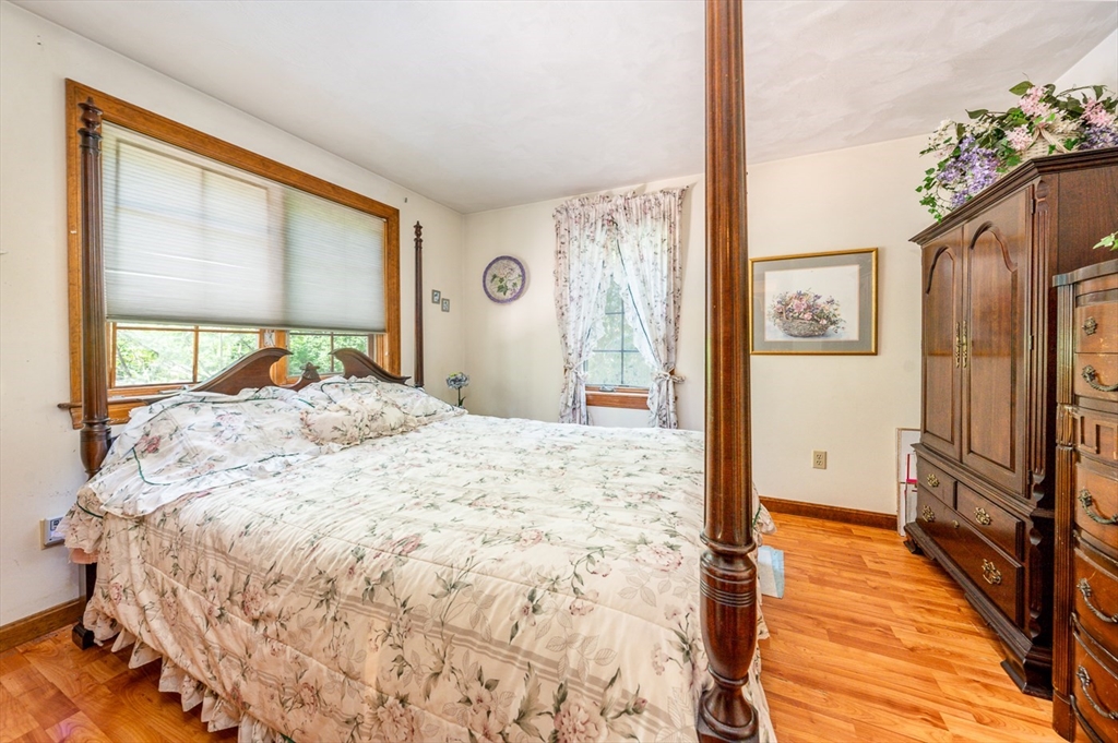2 Marie Ln Property Photo 23