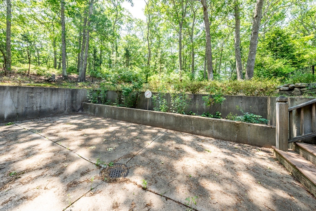 2 Marie Ln Property Photo 39
