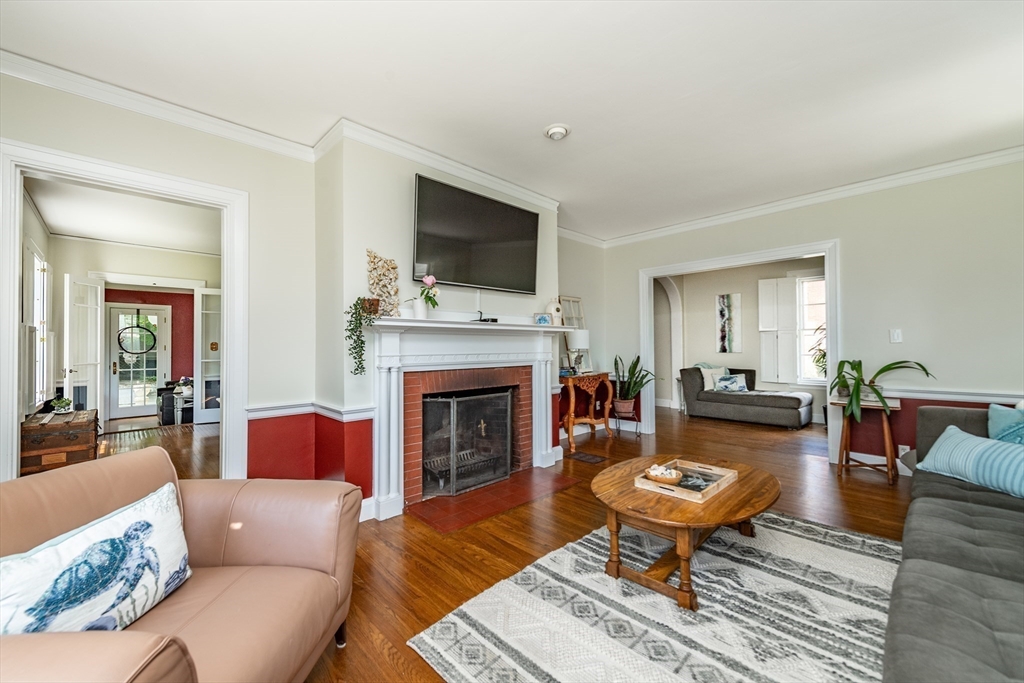 47 7th St. Property Photo 2