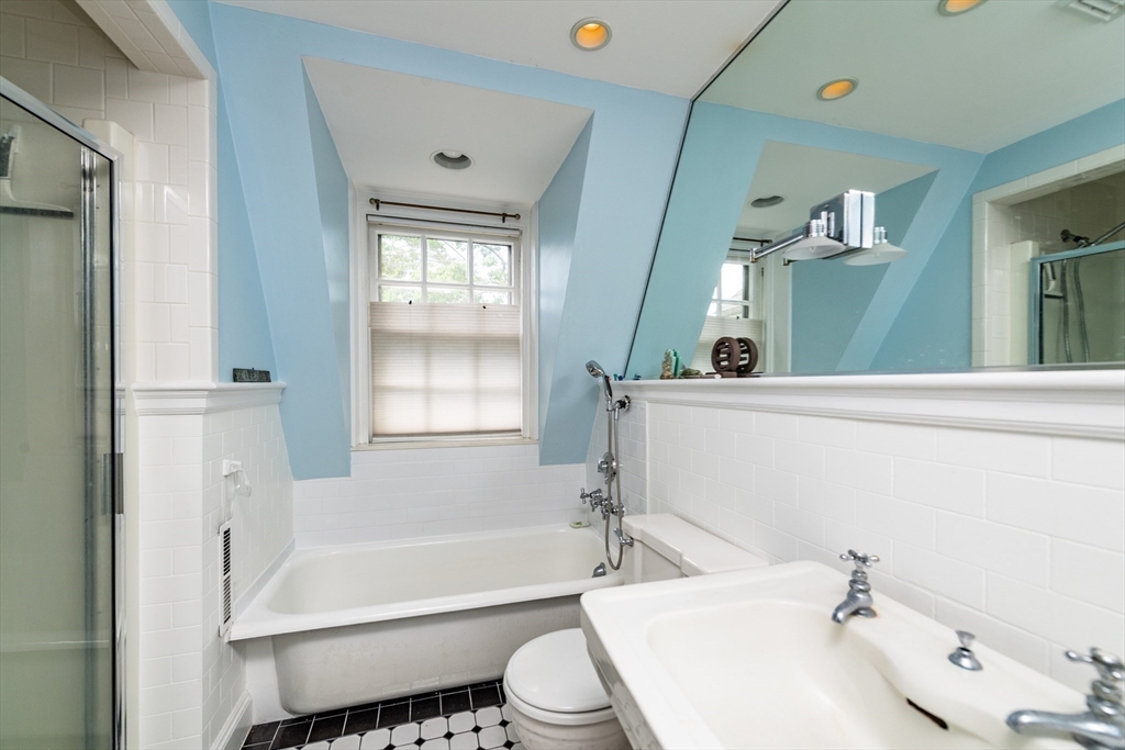 47 7th St. Property Photo 19