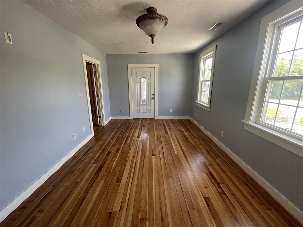 4 Church St Property Photo 22