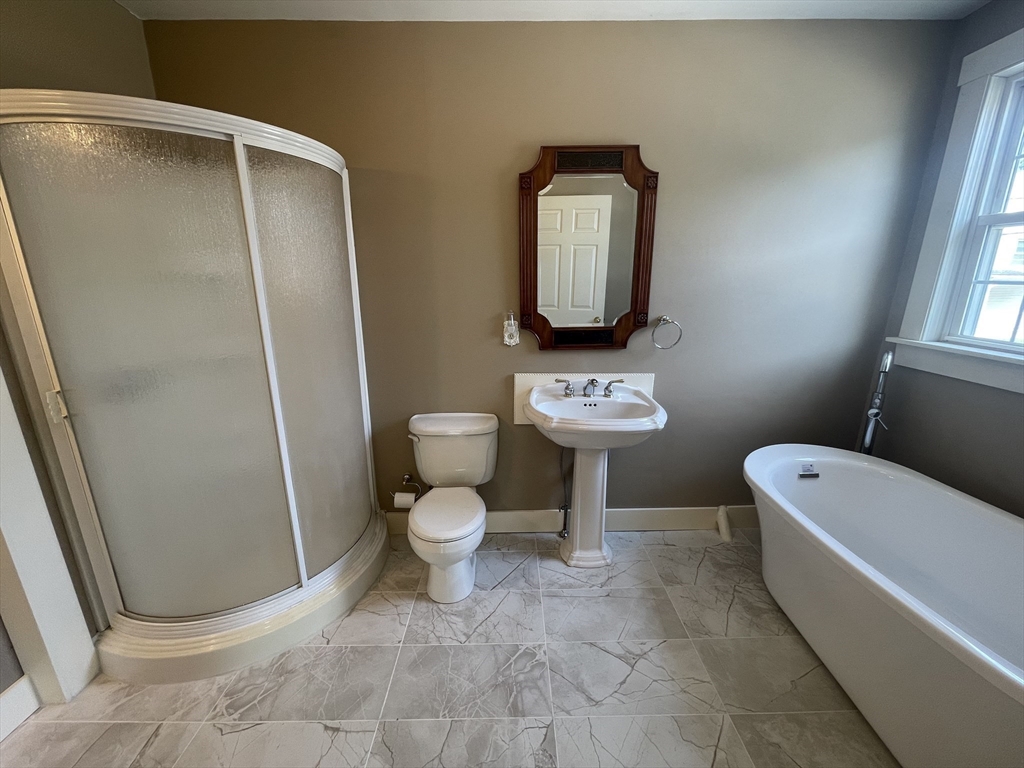 4 Church St Property Photo 38