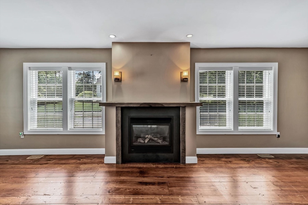 208 Route 6a Property Photo 11