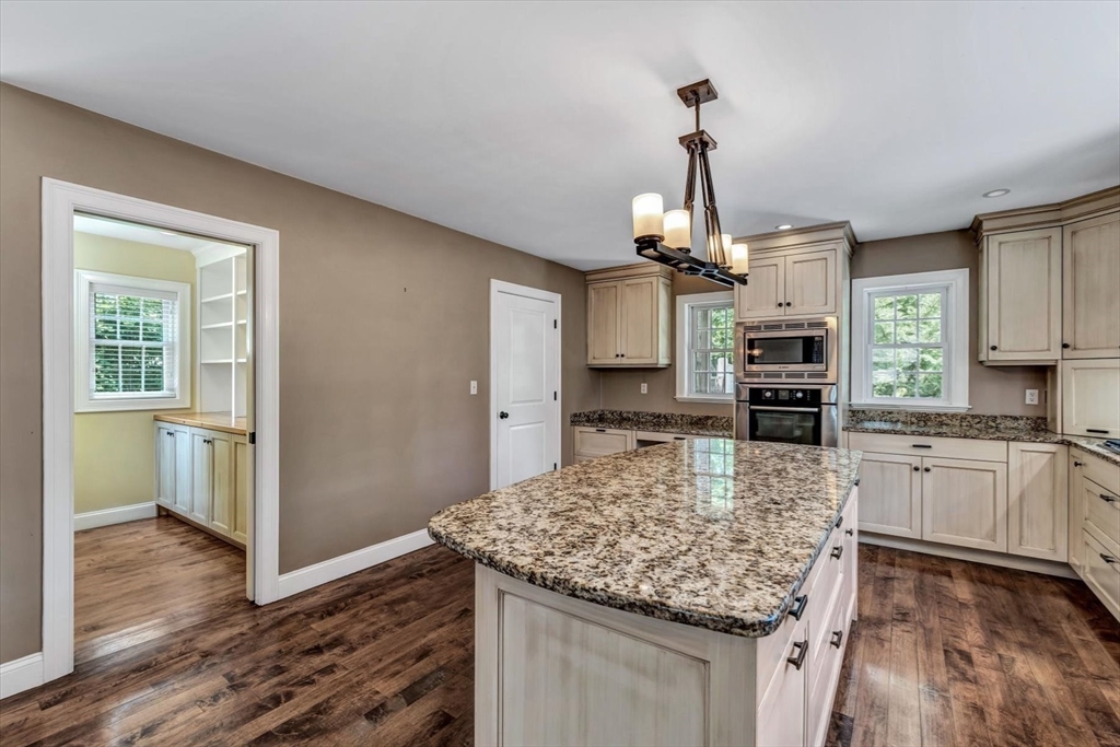 208 Route 6a Property Photo 15