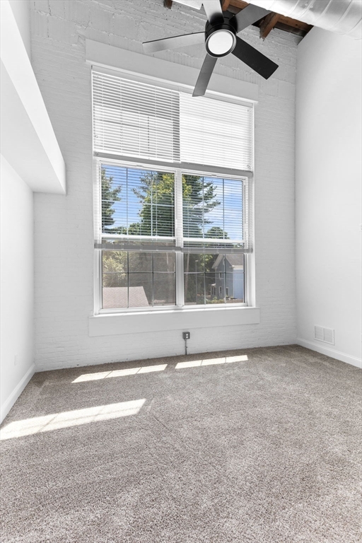 8 Lincoln Street # 215 Property Photo 8