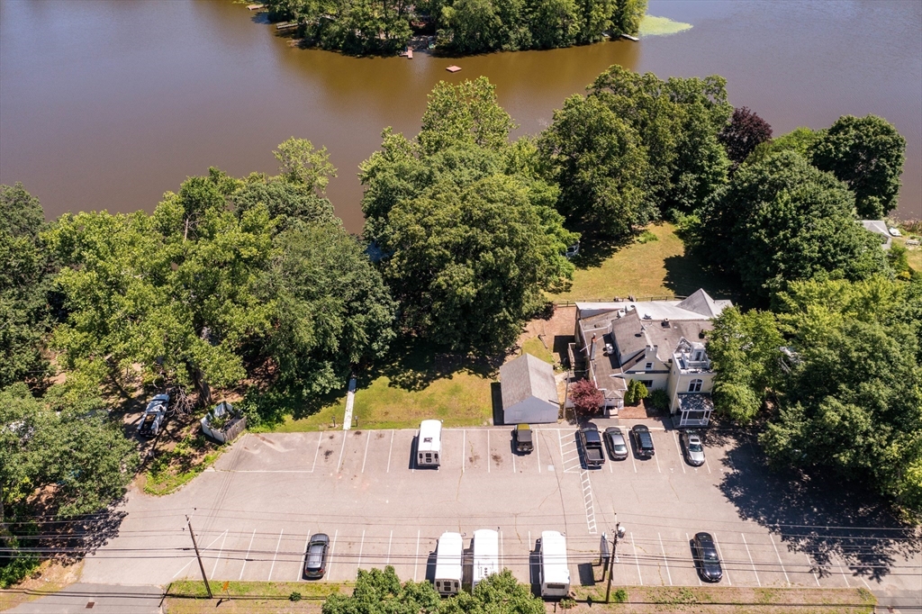 2589 Boston Road Property Photo 1