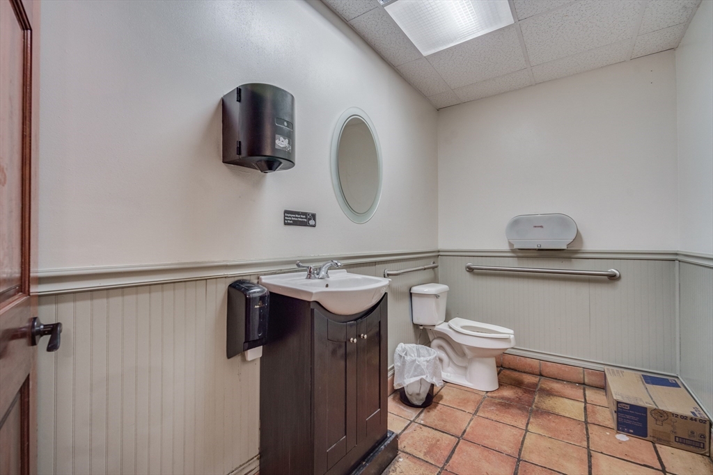 2589 Boston Road Property Photo 18