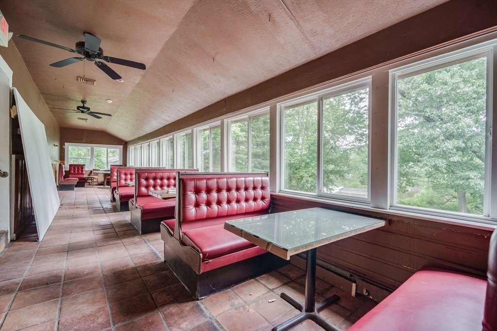 2589 Boston Road Property Photo 20
