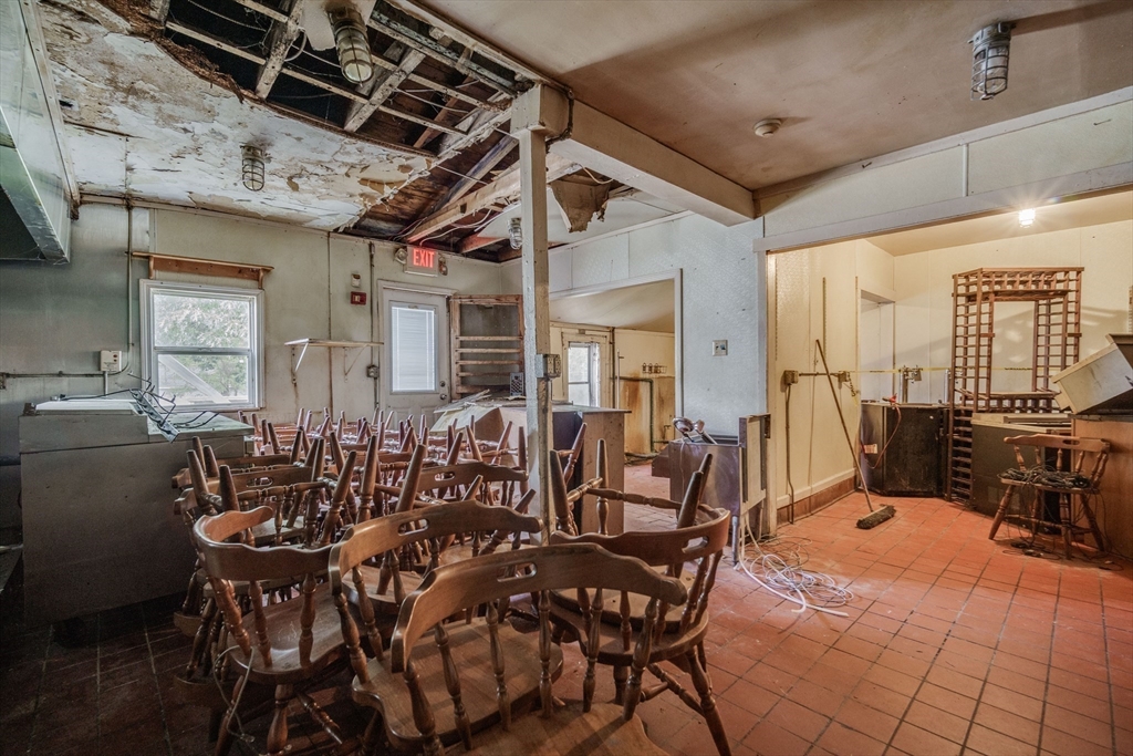 2589 Boston Road Property Photo 22