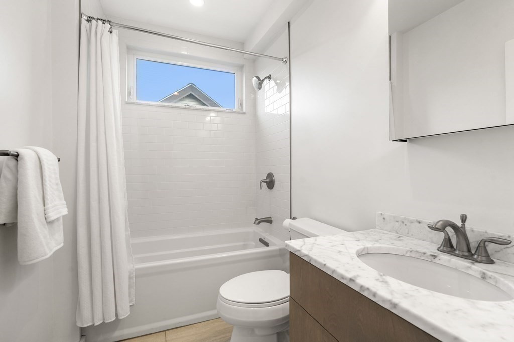 161 Auburn St # 161 Property Photo 12
