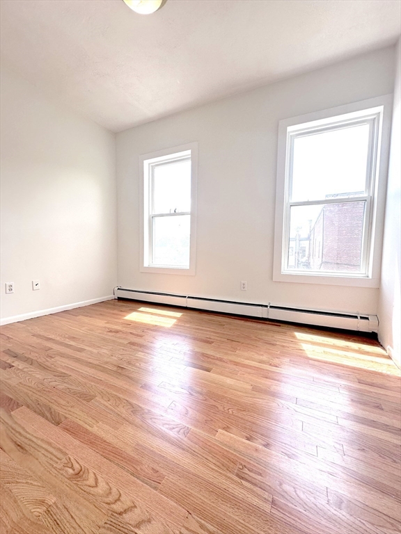 382-384 Watertown St # 2r Property Photo 5