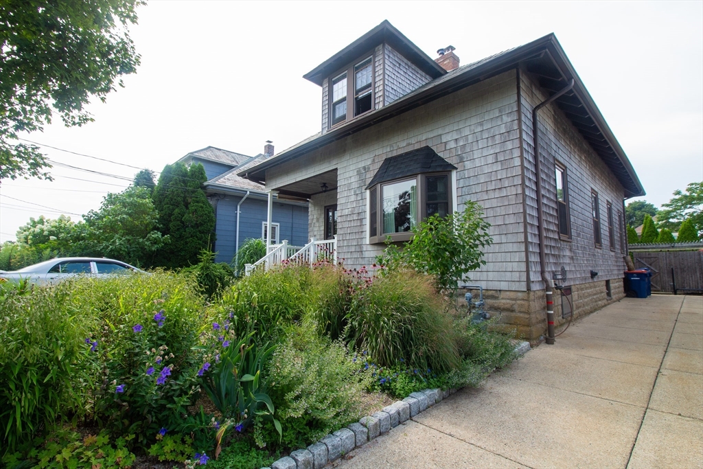 15 Calumet St Property Photo 1