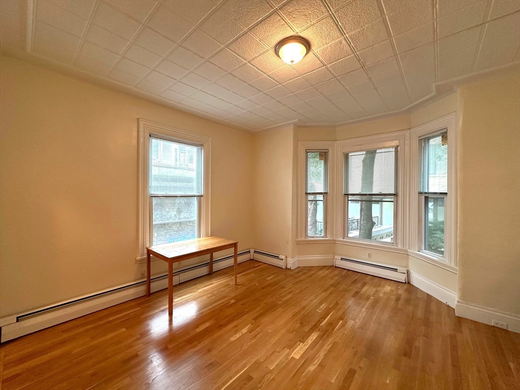 278 Harvard # 4 Property Photo 1