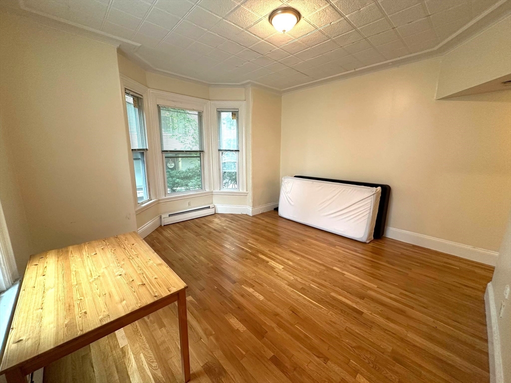 278 Harvard # 4 Property Photo 2