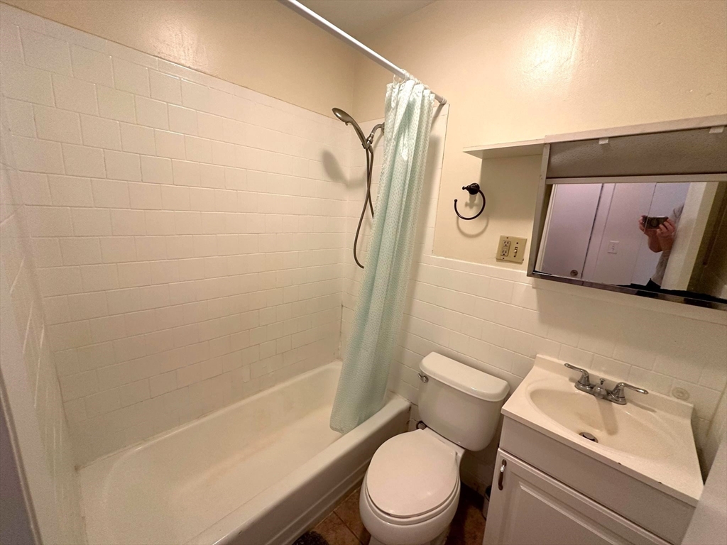 278 Harvard # 4 Property Photo 6
