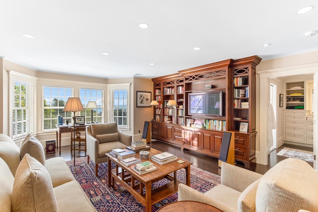 000 Standish Street Property Photo 18
