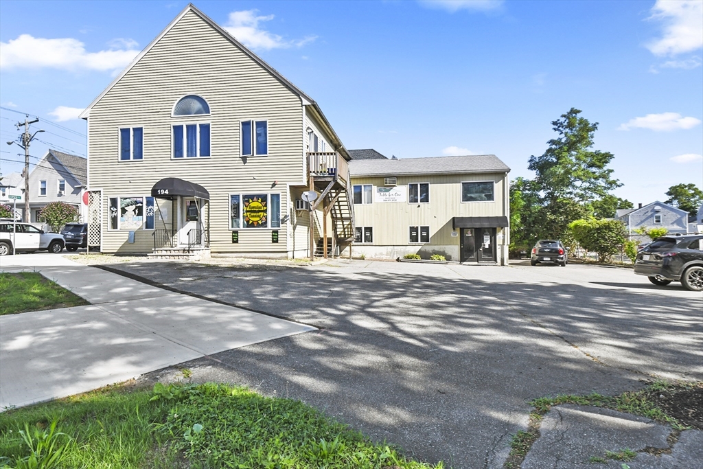 194 Rockdale Avenue Property Photo 1