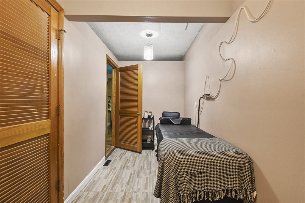 194 Rockdale Avenue Property Photo 6