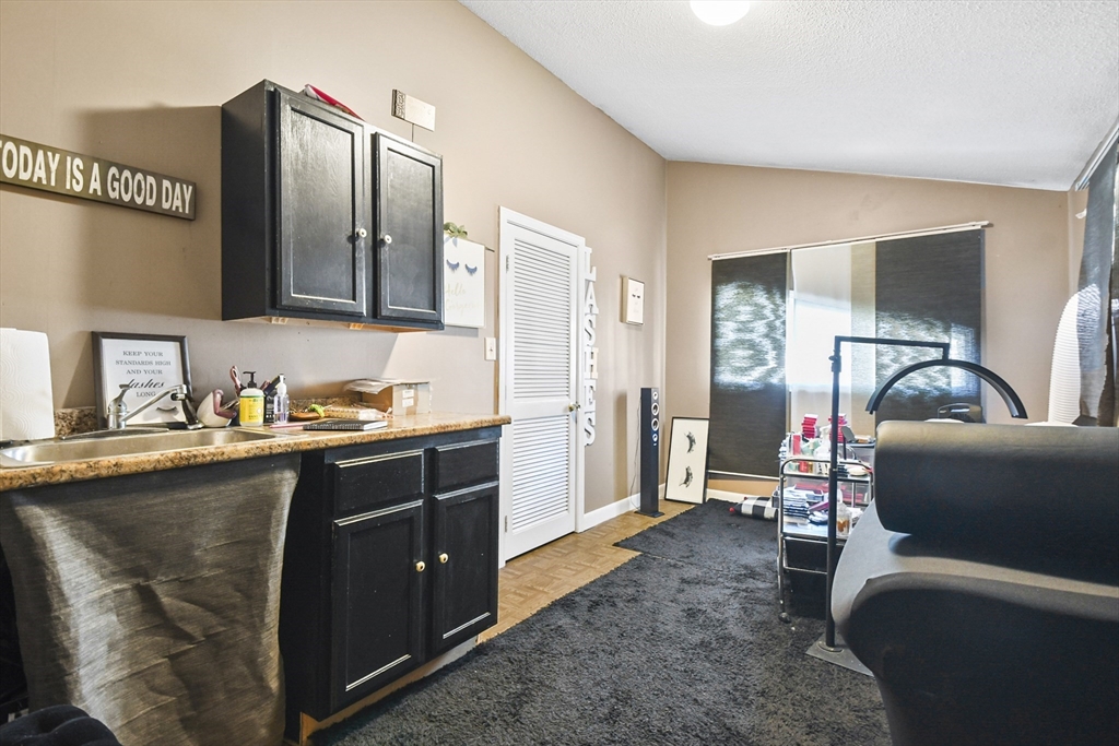 194 Rockdale Avenue Property Photo 19