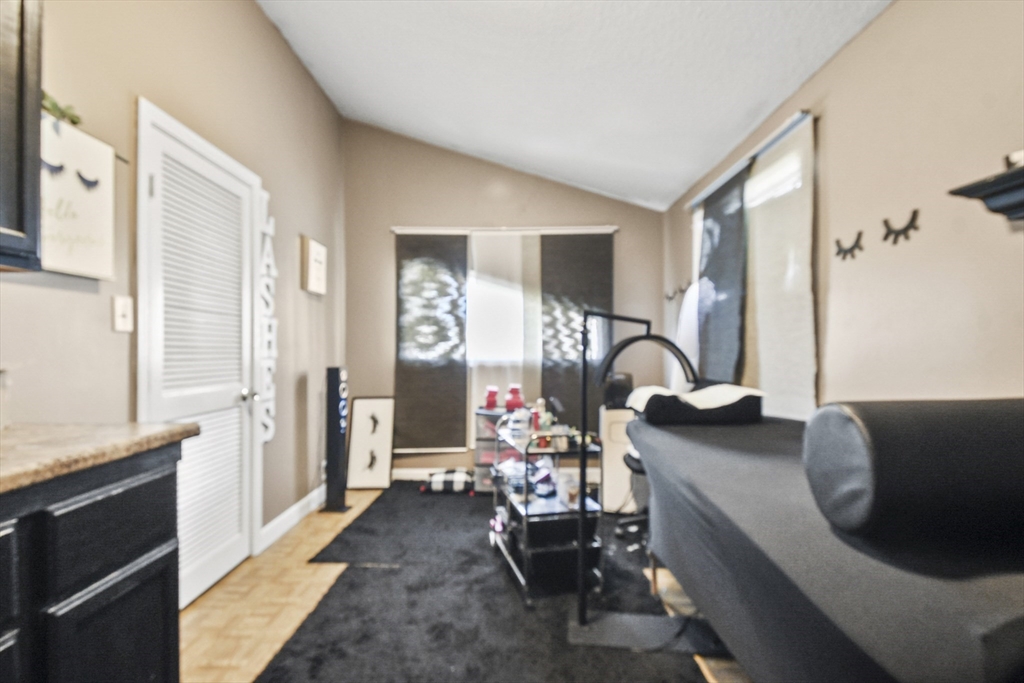 194 Rockdale Avenue Property Photo 20