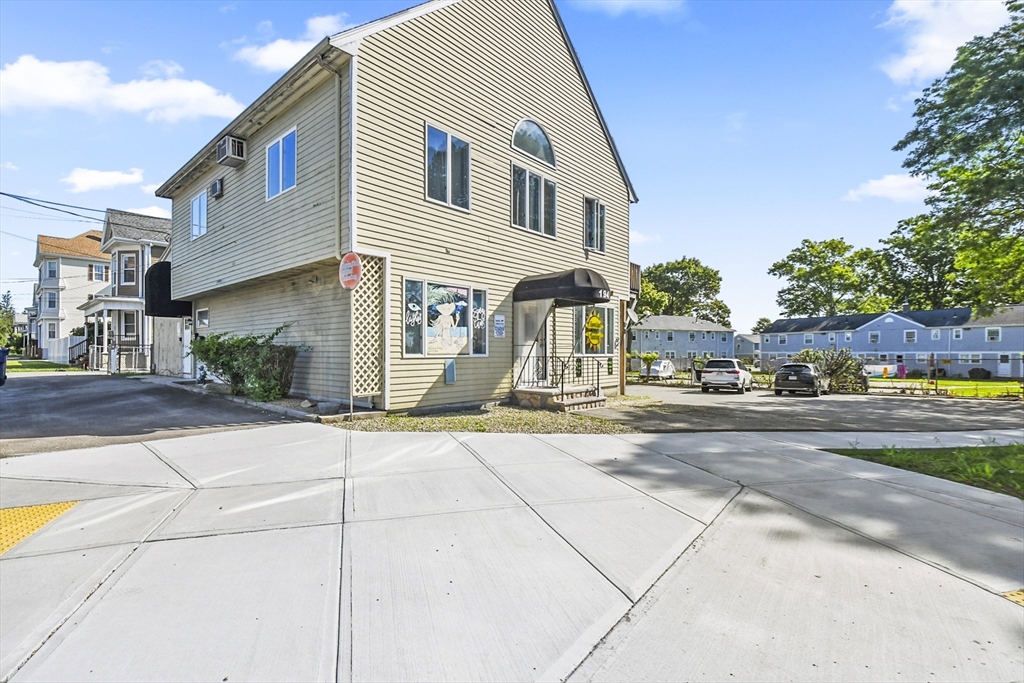 194 Rockdale Avenue Property Photo 31