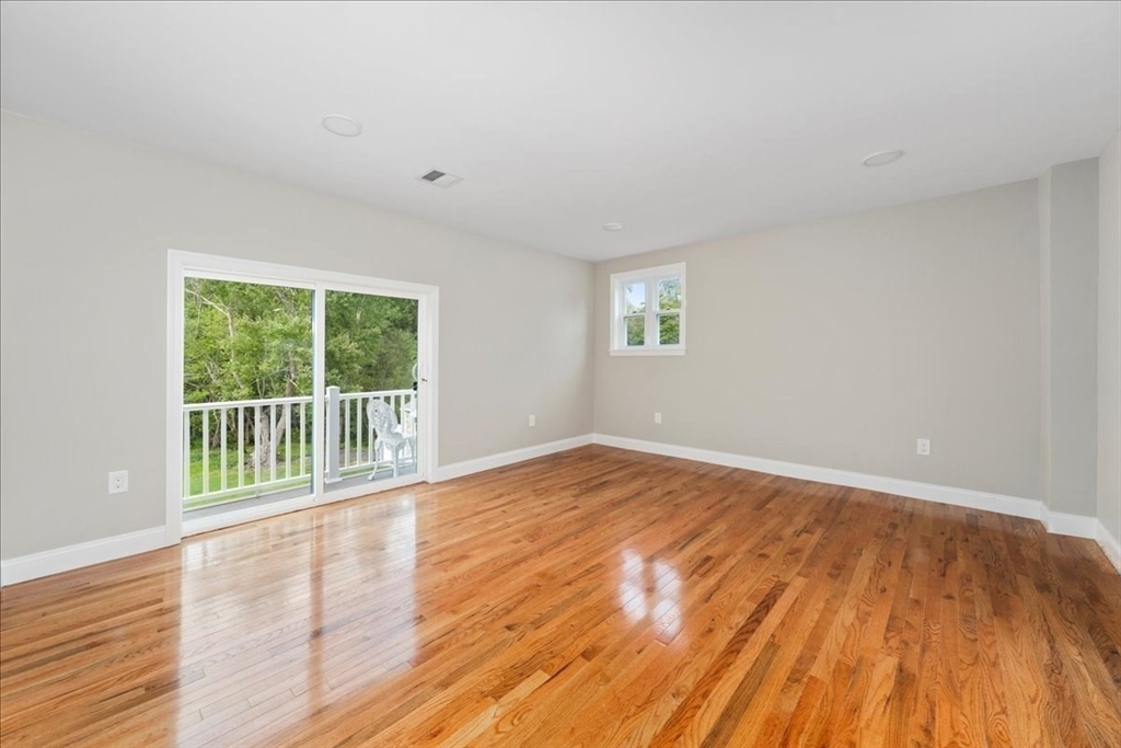 92 Union St Property Photo 28