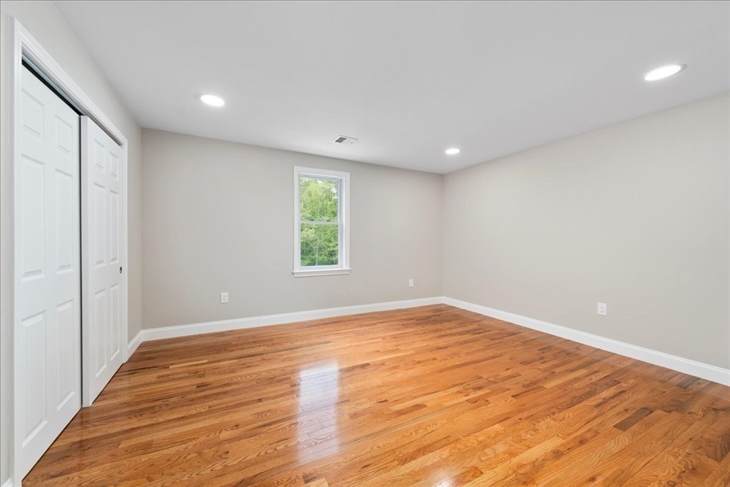92 Union St Property Photo 37