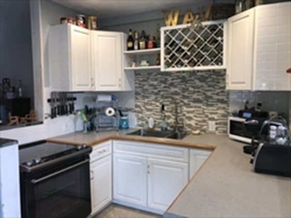 145 Taylor Avenue Property Photo 3